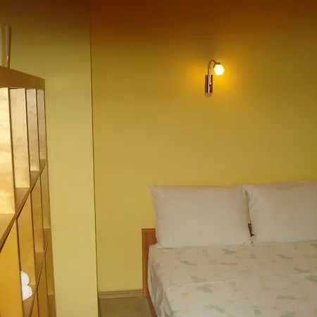 Luna Apartment